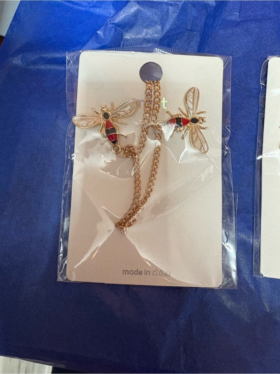 Mint Jewelry - Mint Gold Bee Brooch Set with Red and Black Enamel